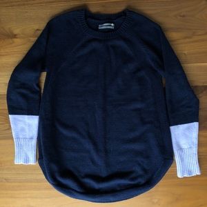 Anthropologie Rebekah Tunic Sweater, Navy and Lilac, Size Small